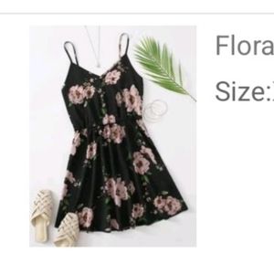 Black floral came dress has adjustable straps Size XL can fit LG also. Good cond